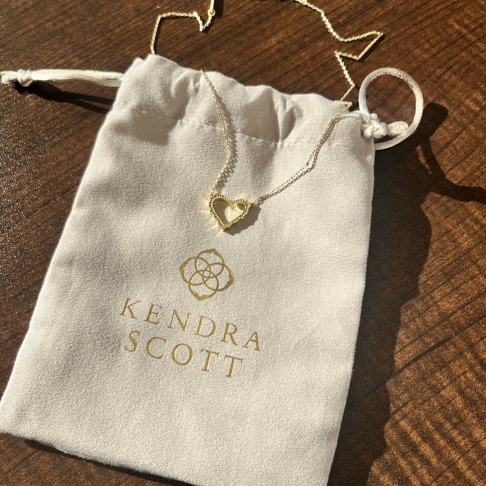 Kendra Scott Gold Open Heart Necklace